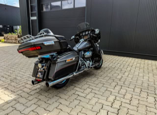 Harley-Davidson E-Glide Ultra Limited Tourer 