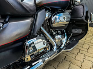 Harley-Davidson E-Glide Ultra Limited Tourer 