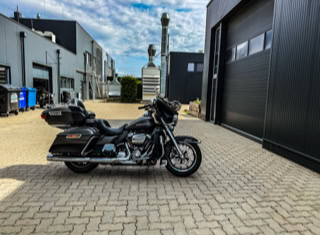 Harley-Davidson E-Glide Ultra Limited Tourer 