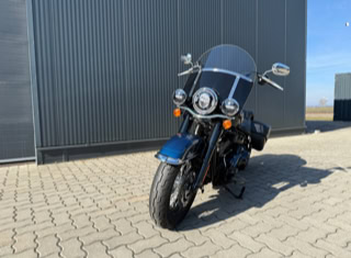 Harley-Davidson Heritage 114 FLHCS Chopper / Cruiser