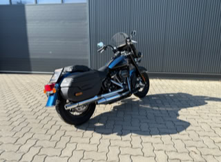 Harley-Davidson Heritage 114 FLHCS Chopper / Cruiser