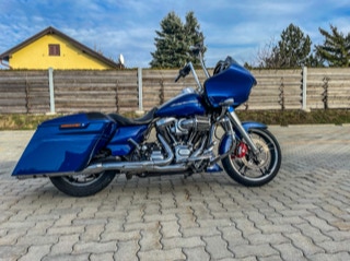 Harley Davidson Road Glide Special 2015 Die blaue Elise