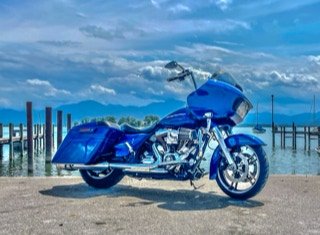 Harley Davidson Road Glide "Die blaue Elise"