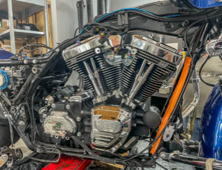 Harley Davidson Road Glide Special Die blaue Elise