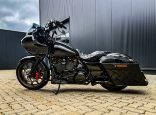 Harley-Davidson Road Glide FLRTXST - **Winterschlußverkauf** Tourer